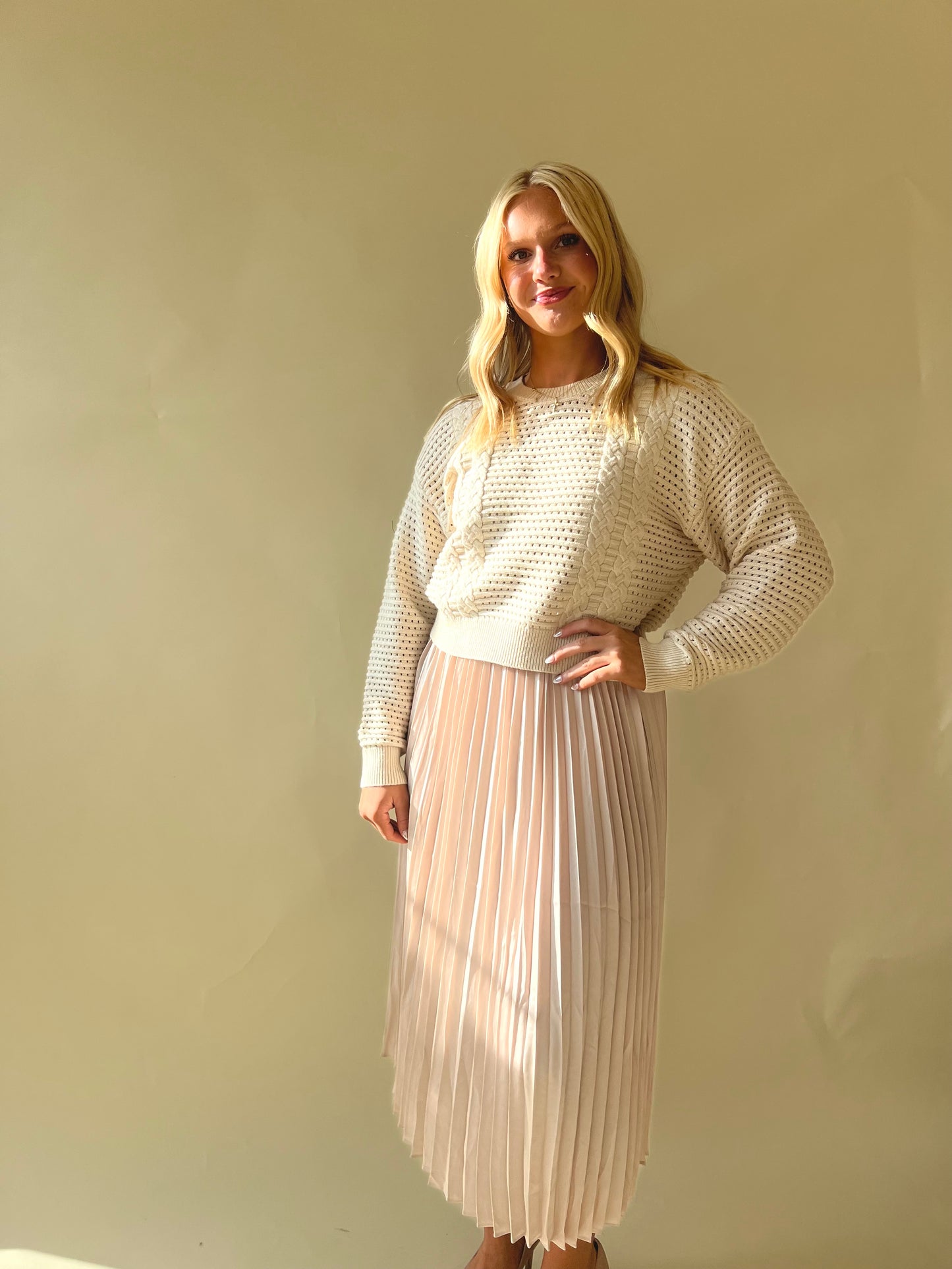 Champagne Pullover Sweater/Pleated Dress