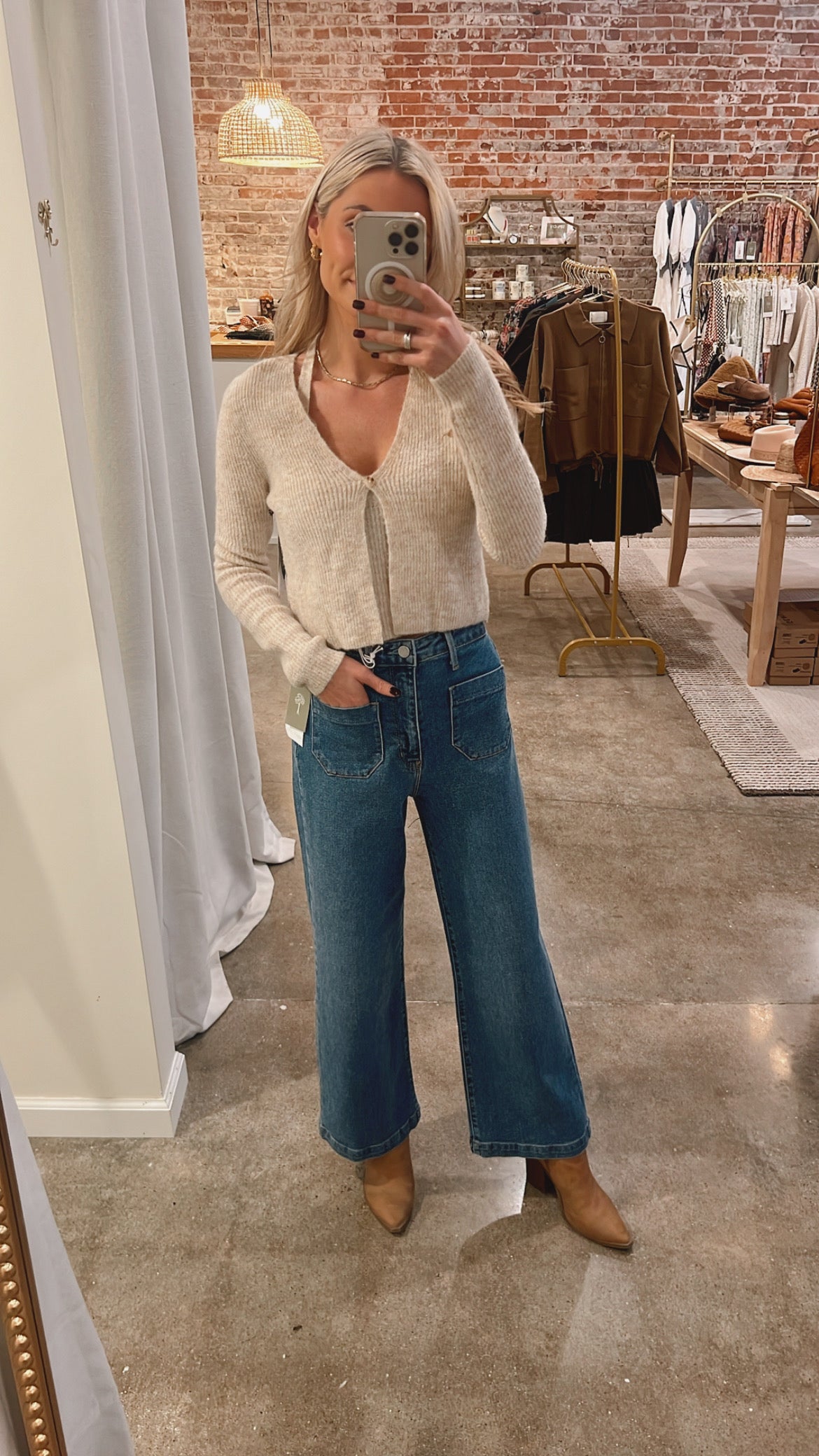 Patch Pocket Wide Leg Jeans