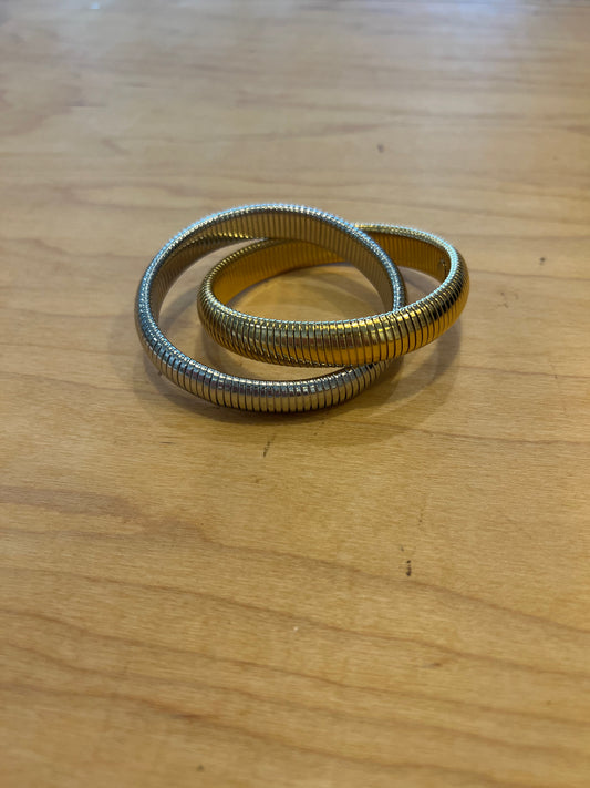 Semi-Stretch Ribbed Bangle